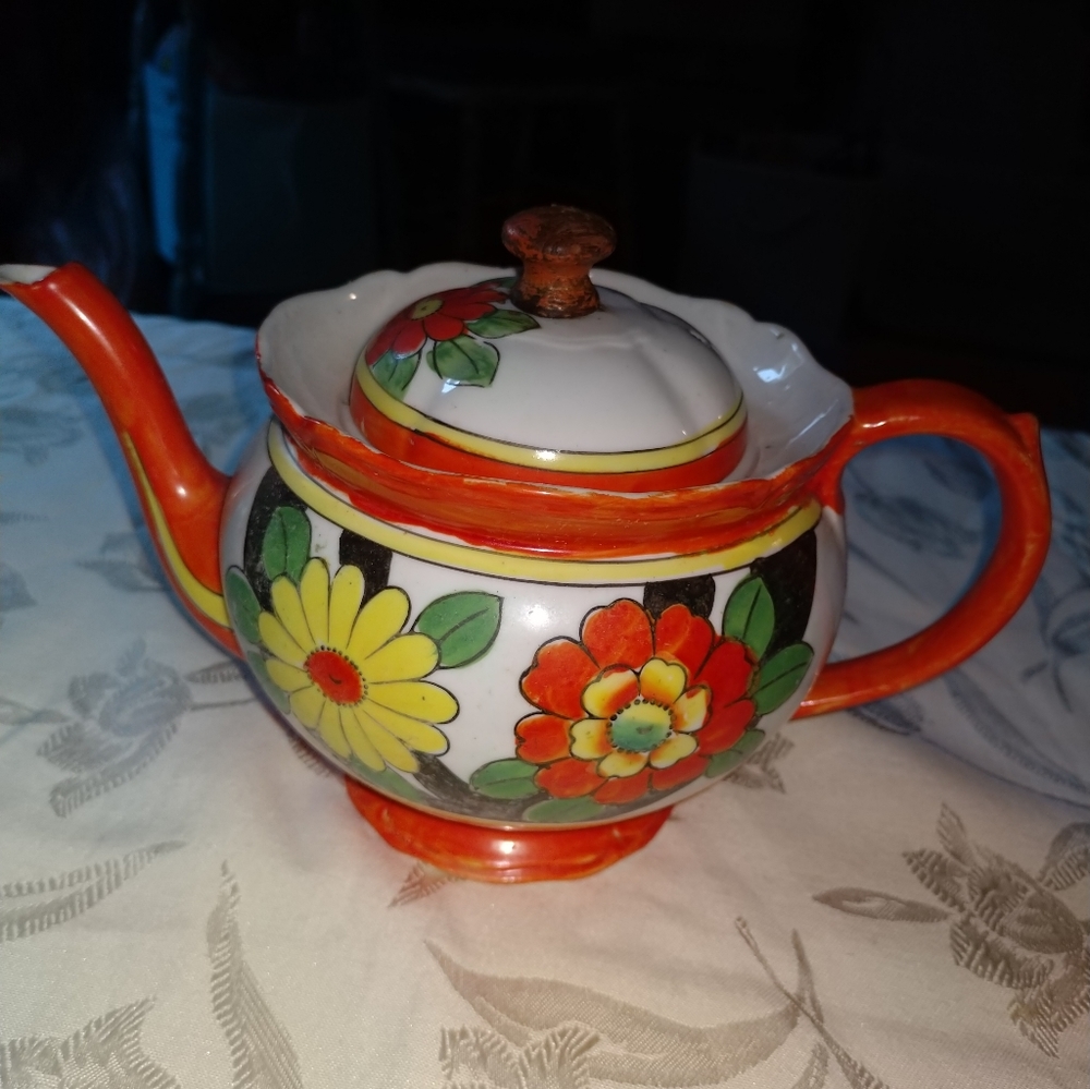 Vintage Japanese Tea Pot
